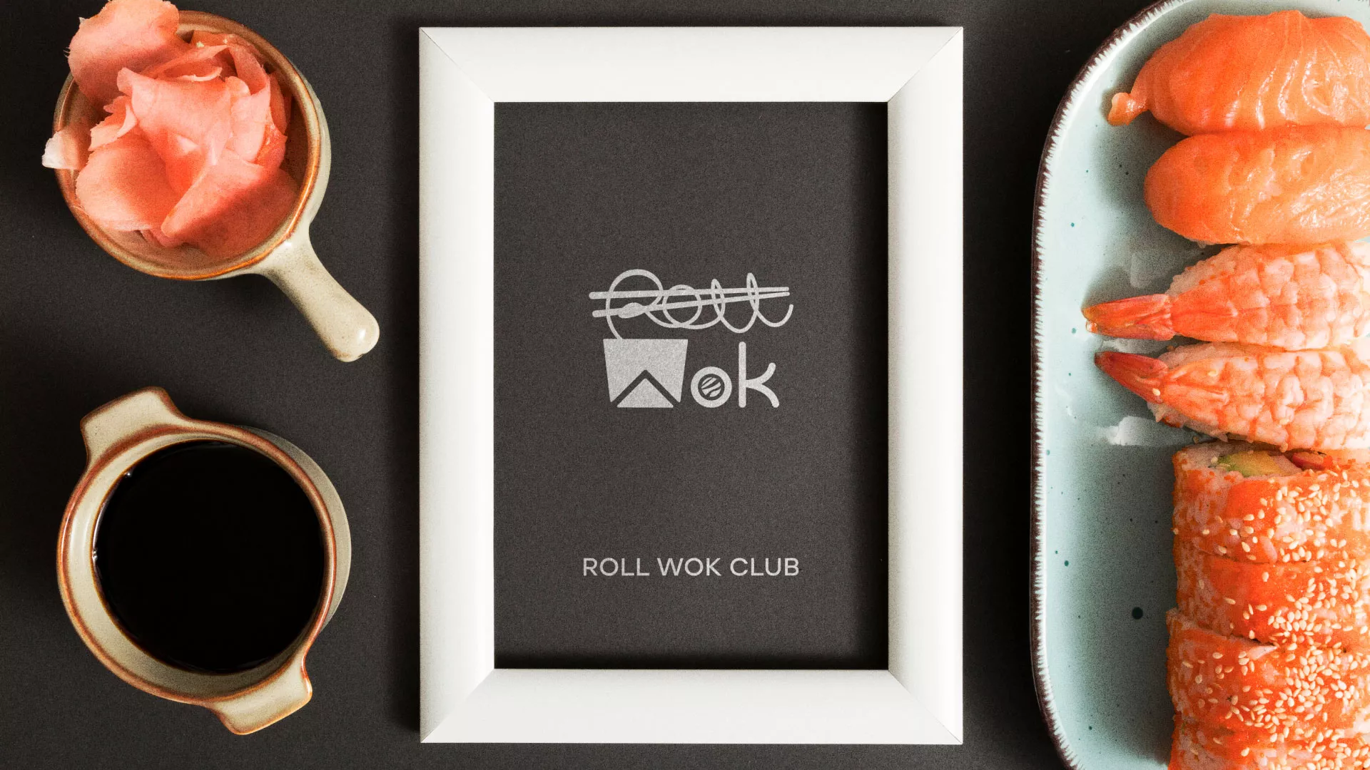 Разработка логотипа суши-бара «Roll Wok Club» в Камне-на-Оби